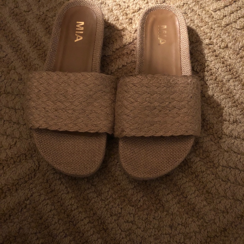 MIA woven sandals